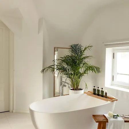 Hotel Maison Colbert Member Of Melia Collection Notre-dame Parijs