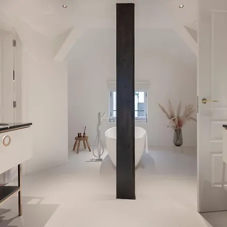 Maison Colbert Member Of Melia Collection Notre-dame Otel Paris