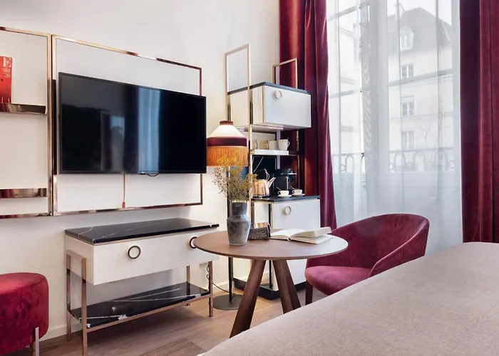 Maison Colbert Melia Collection