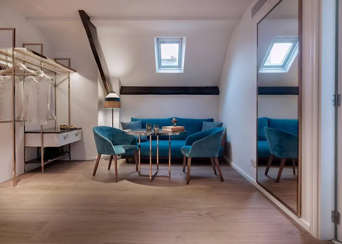 מלון Maison Colbert Melia Collection 5*