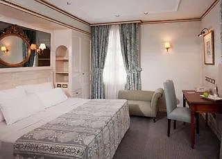 Hotel Maison Colbert Melia Collection